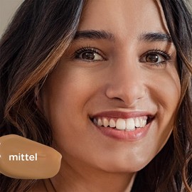 JUNGLÜCK Tinted Serum Face - Vegan | Nourishing Foundation with Hyaluronic | Face Serum for a Natural No Makeup Look with Light Coverage for an Even Complexion - Medium