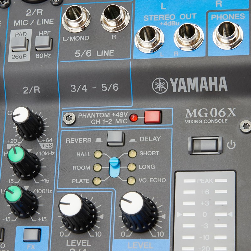 YAMAHA MG06X 6-Input Compact Stereo Mixer with Effects
