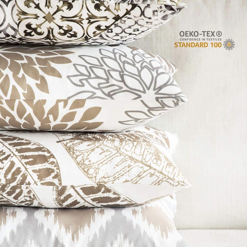 Phantoscope Set of 4 New Living Series Decorative Throw Pillow