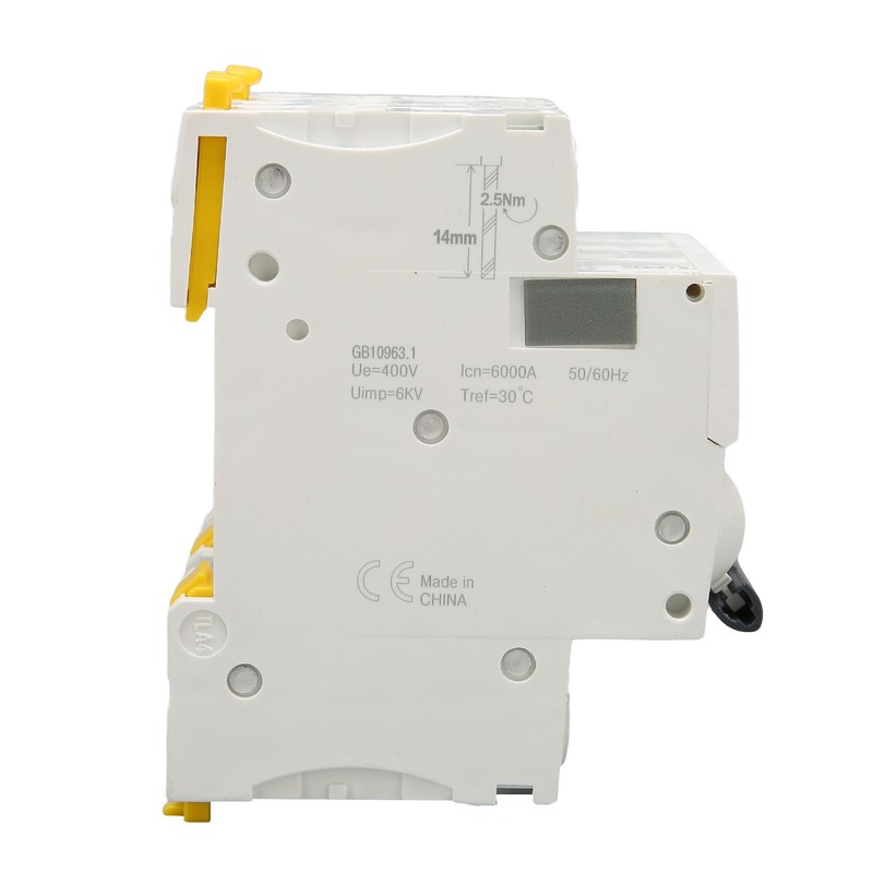 Miniature Circuit Breaker PA66 Flame Retardant Housing 4P Automatic Circuit