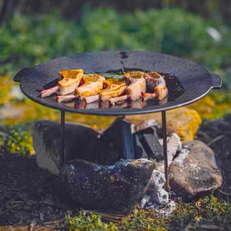 Veryard 18" Cast Iron Griddle, Round Iron Pan, Portable Campfire