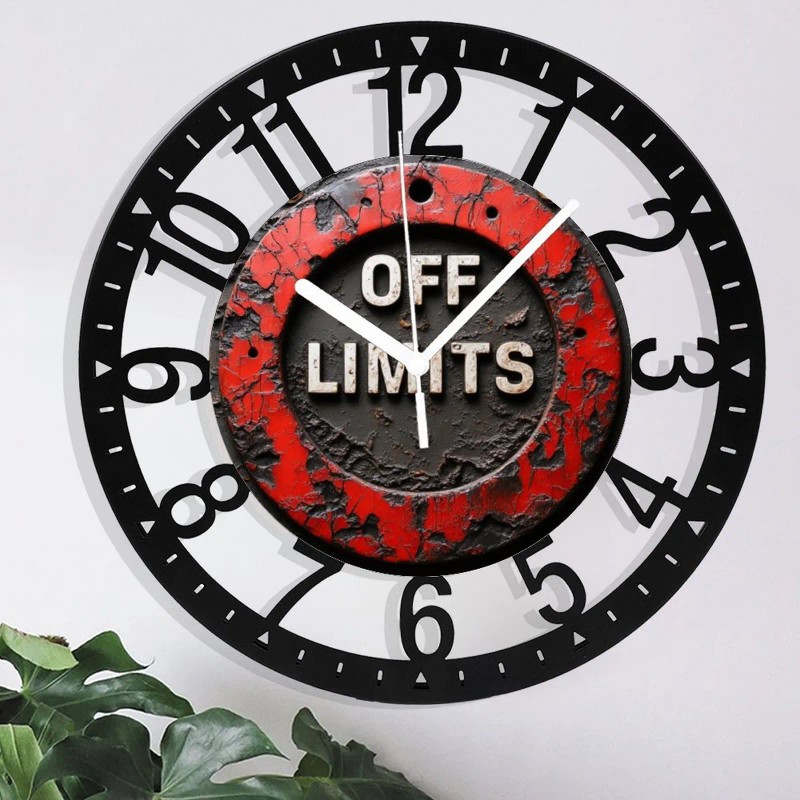 25cm Circular Iron Wall Clock with "Established Since [Year]" Textsheet