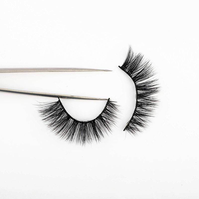 Newcally False Eyelashes Natural 3D Lashes Cat Eye Look Faux