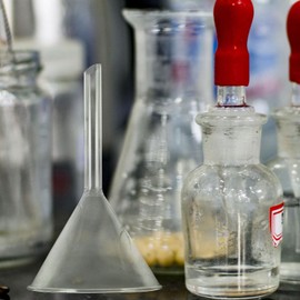 VILLCASE Pack of 5 Glass Funnels Glass Transparent Short Handle Powder Liquid Funnel Filter Organic Analytical Chemistry Laboratory Glass Diameter Mini Funnel 30 mm 40 mm 50 mm 60 mm 75 mm