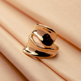 ceres paris Womens Ring – 18K Gold Plated Jewelry for Women, Non Tarnish Statement Jewelry, Chunky Real Gold Look Fashion Ring, Available in Sizes 6, 7, 8 for Engagement, Anniversary, Wedding