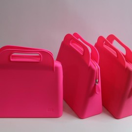 ibiG Medium Bag.Multipurpose , Fashion Bag, Purse/ Handbag, Makeup/Toiletry Bag - Color: Fuschia pink