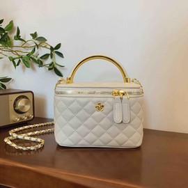 Ansseng Mini Quilted Square Box Bag For Women，Top-Handle Crossbody Handbag With Metal Chain Strap vanity purse, White, Fashion