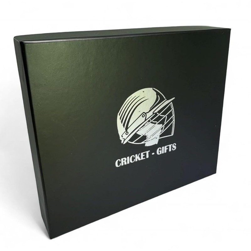 CRICKET-GIFTS - Buffalo Leather Cricket Wallet | RFID Protection |