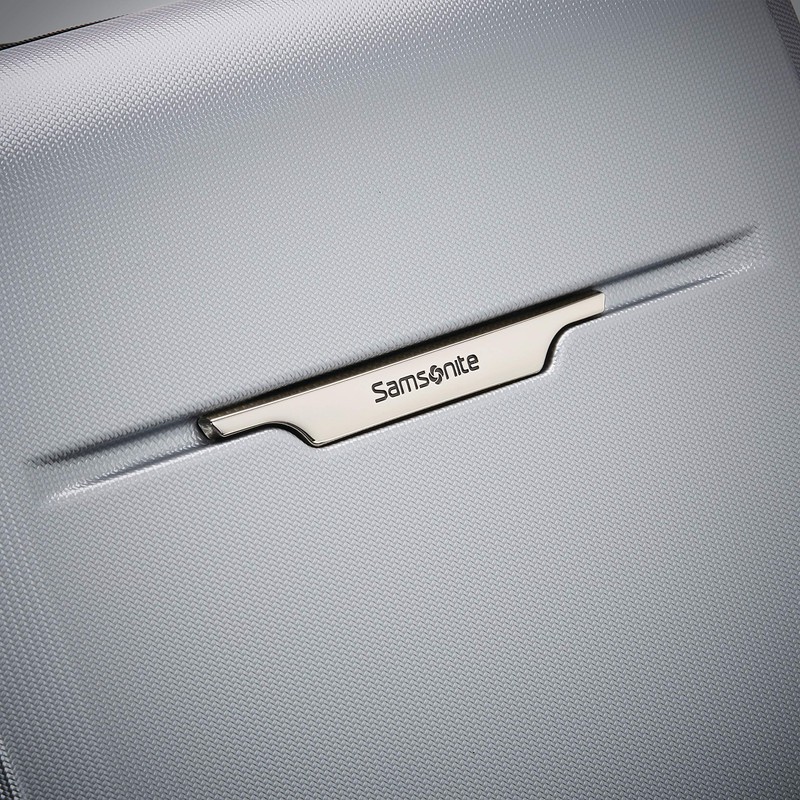 Samsonite Winfield 3 DLX Hardside Expandable Luggage with Spinners, Checked-Medium