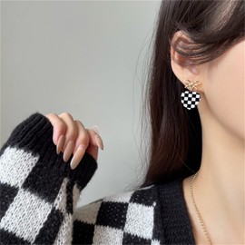 MALOYANVE Checkered Flag Earrings for Women Unique Cute Black White Striped Checkerboard Heart Geometric Dangle Drop Plaid Earrings Statement Minimalist Jewelry Gifts (Heart Checkered Flag)