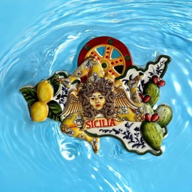 Sicily magnet, Pinewood, Moorish heads, Ficodindia, Resin magnet, souvenir magnet, x gift, collectible, x home-kitchen and office, decoration, magnet x fridge and/or whiteboards (Sicily)