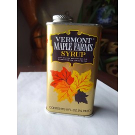 Vermont Maple Farms Maple Syrup Can Vermont Maple Farms 1/2 Pint Size NOS 1970s Vintage  Advertising