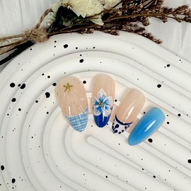 24pcs Blue Flower French Tip Press On Nails With Glue Gold 3D Starfish Shells Medium Almond False Nails Blue Gradient Acrylic Nails for Women Summer Manicure
