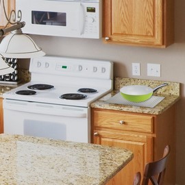 Range Kleen Silver 1289-SM1720SWR Stove or Counter Mat, 20 x 17, 20" x 17"