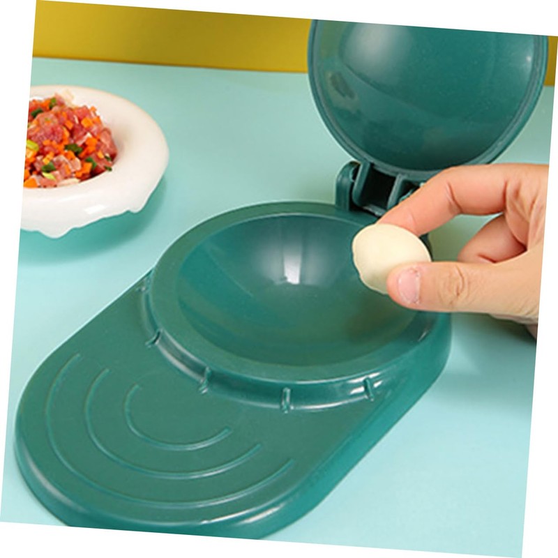 GRIRIW Dumpling Skin Presser Mold Pastry Wrapper Maker for Easy
