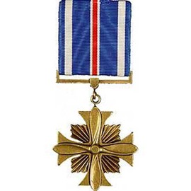 United States Military Armed Forces Full Size Medal - Distinguished Flying Cross