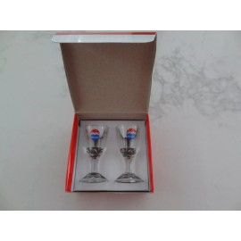 MOUTAI CHINA CHINESE KWEICHOW Moutai Liquor Shot Glasses 2 piece with case. NEW