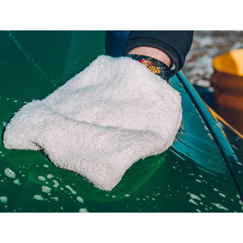 Meguiar's X3002 Microfiber Wash Mitt, Super-Thick, Reusable Wash Mitt for