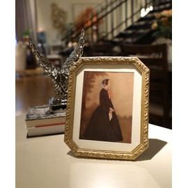 Yulink 8x10 Vintage Picture Frame, Antique Ornate Gold Octagon Photo Frame with Mat, for Tabletop and Wall Display, Decorative Retro Home Decor, Old Fashioned Photo Gallery Art