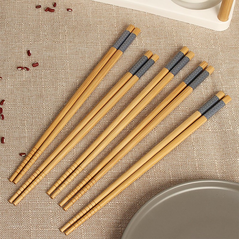 5 Pairs of Reusable Bamboo Chopsticks, Dishwasher-Safe Japanese Chopstick Set