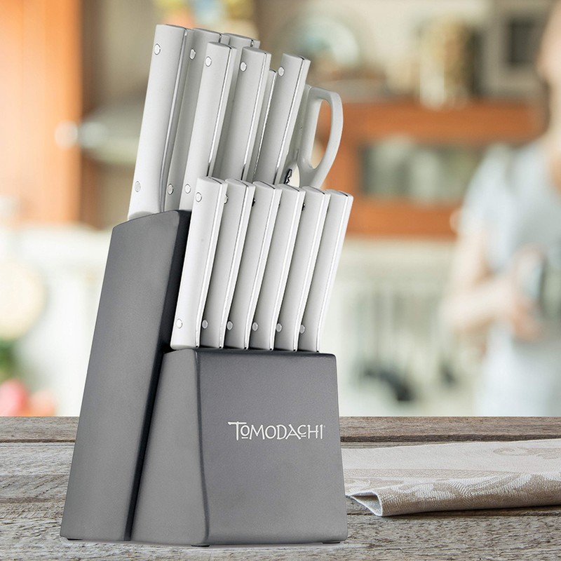Hampton Forge HMC01B320K Fuji – 15 Piece Knife Block Set