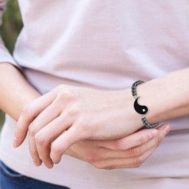 Yin Yang Bracelets Set for Couples - His and Hers Black Hematite Beads Bracelets for Men Women with Extended Stainless Steel Chain, Matching Puzzle Bracelets for Boyfriend Girlfriend Best Friends Y2101