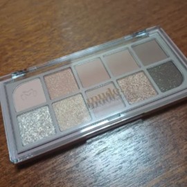 Mude Shawl Moment Eyeshadow Palette 8 types / 뮤드 숄 모먼트 아이섀도우 팔레트 8종