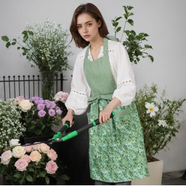 HYVOROS Cute Floral Aprons for Women with Pockets,Cotton Adjustable Neck Strap Apron for Kitchen Cooking Baking Gardening (Light Green, Medium)