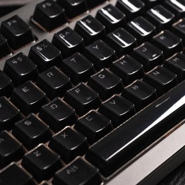 Mintcaps Keycaps, Crystal Jelly Black Keycaps, Shine Through Translucent Custom Keyboard Keycap Set 134Keys, OEM Profile Keyboard Key caps for 60%/65%/75%/80%/100% Cherry Gateron MX Mechanical