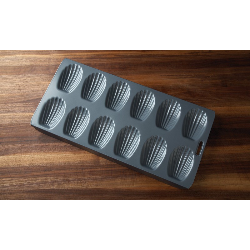 Fox Run Non-Stick Madeleine Pan, Carbon Steel, 12-Cup,Grey