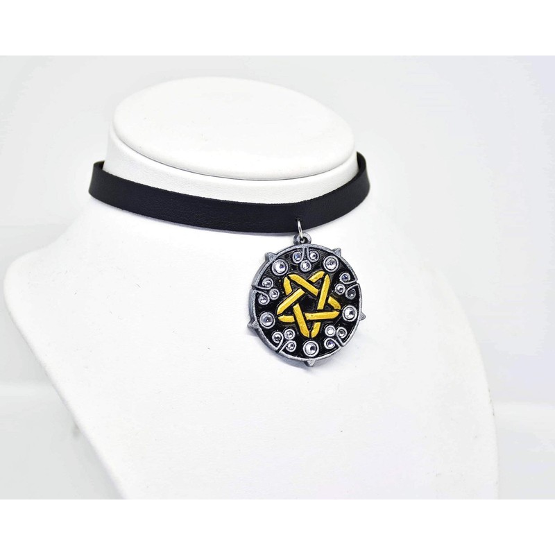 Yennefer necklace with rhinestones