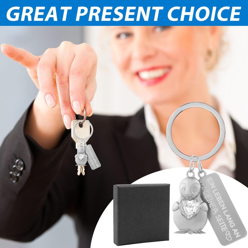 Penguin Keyring with Engraving "Ein Leben Lang an Deiner Seite"