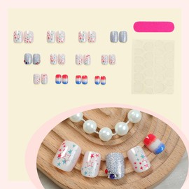 Independence Day Press on Nails Short Square Star Fake Nails with Glue Red Blue White Glitter Patriotic Acrylic Nails Full Cover 4th of July False Nails for Women Holiday Party Salon 24Pcs