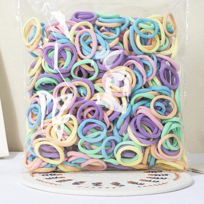 200 Pieces Women