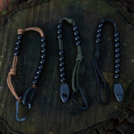 Camo Pace Count Beads - Military & Army Ranger Navigation Beads for Hiking & Distance Tracking | 550 'Survival Cord', Carabiner Clip, Emergency Whistles (Olive Green (OG))