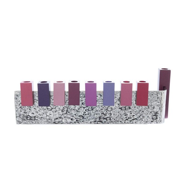 Yair Emanuel Menorah base de aluminio martillado con vasos cuadrados