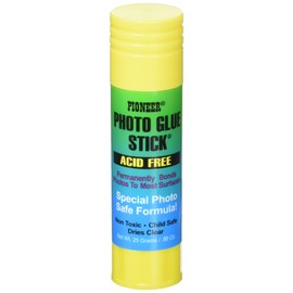 Pioneer Value Sized Photo Glue Stick 25 grams/.88oz