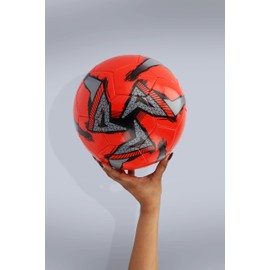 HENBRANDT Single Leather Football in 3 Designs - Blue, Red, Yellow with Contrast Decoration - Size 5 Standard Football Durable All-Weather Sports Toy for Training, Kickabouts and Playground Games