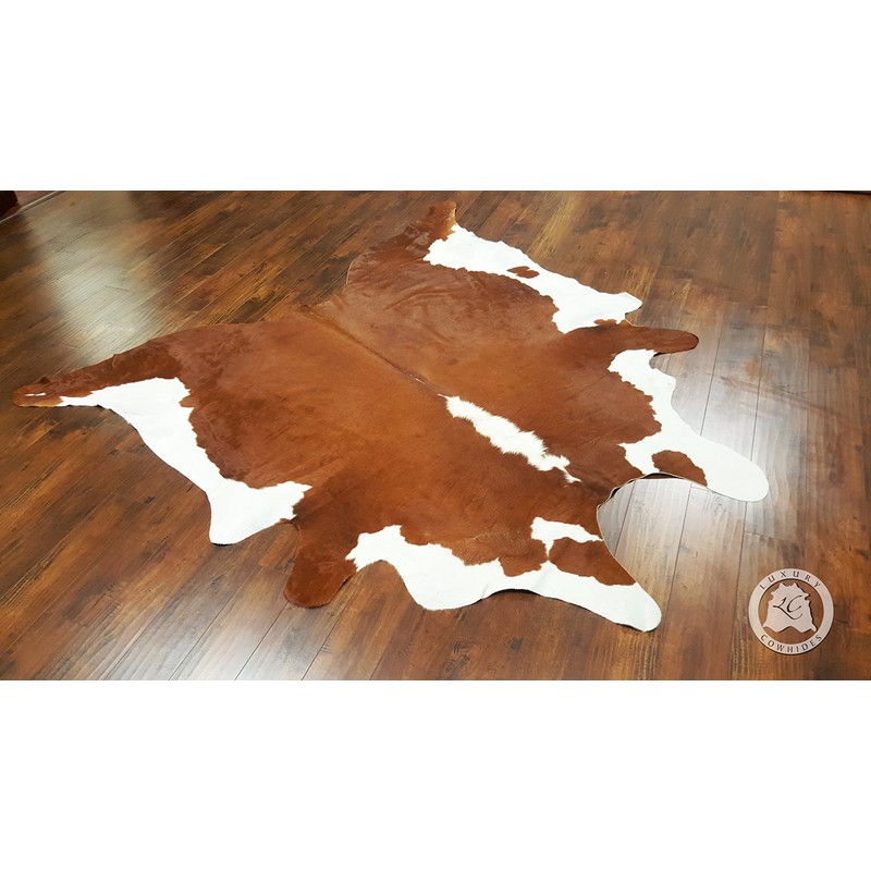 Hereford Cowhide Rug 6ft x 8 ft 180cm x 240