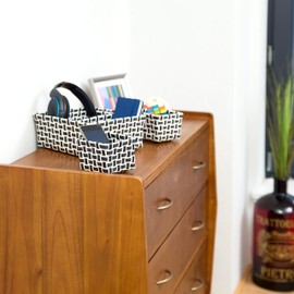 Relaxdays Set of 4 Storage baskets, Woven, Robust, Storage Bin for Bath, Plastic, Shelf Unit, White-Black