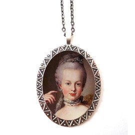 Marie Antoinette Necklace Pendant Silver Tone French Revolution Queen Aristocrat Royalty
