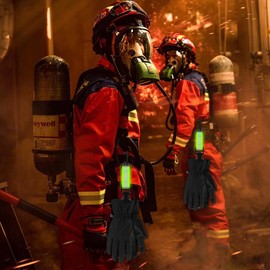 Celepoir Fire Brigade Glove Holder, Green Glove Holder with Carabiner, Reflective Strips, Fire Brigade Glove Holder, Metal Glove Clip, Glove Clip for Hanging Gloves, Pack of 4