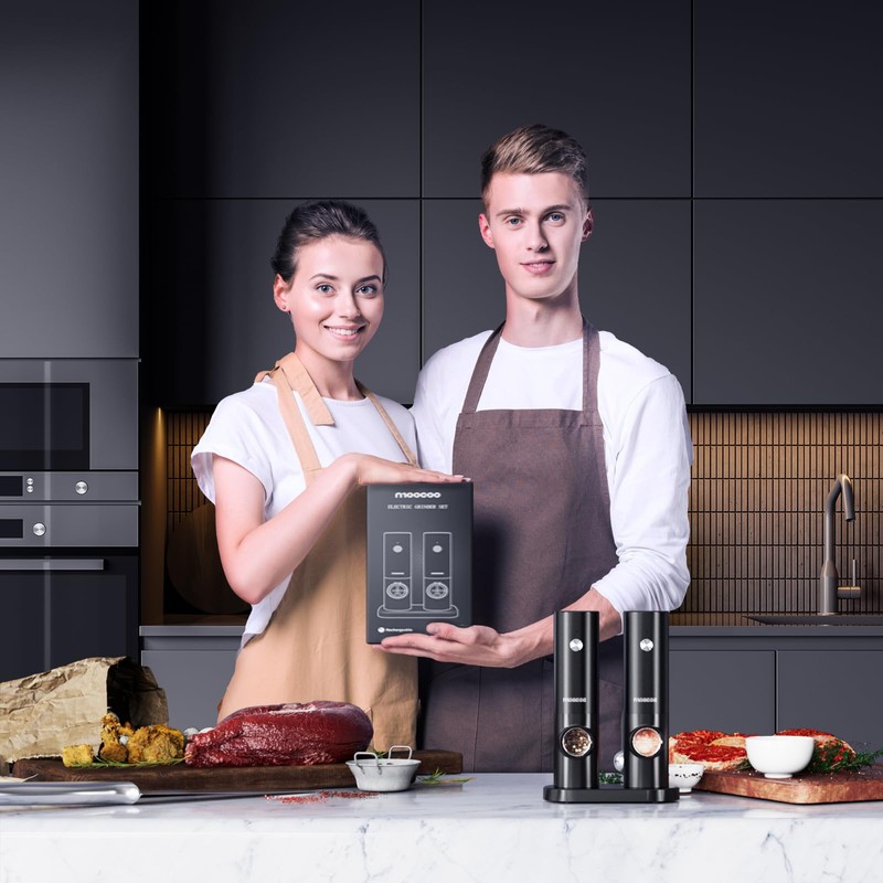 Stainless Steel Electric Salt and Pepper Grinder Set with Rechargeable