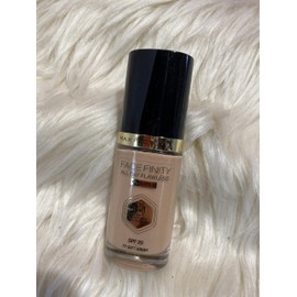 Max Factor Face-Finity All Day Flawless 3 In 1 SPF 20 Foundation Makeup for Women, No. 77 Soft Honey, 30ml
