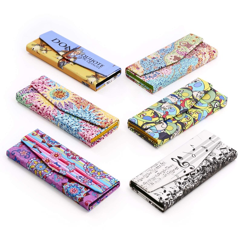 PracticDomus Triangular Folding Lightweight Glasses Case Magnetic Closure and Velvet