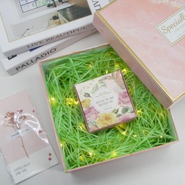 TUZELIYA 300g Shredded Tissue Paper, Shredded Paper with led light for Gift Boxes, Easter Basket Grass, Ideal Hamper Filling and Shredded Filler for Easter, Party Supplies Decoration Green