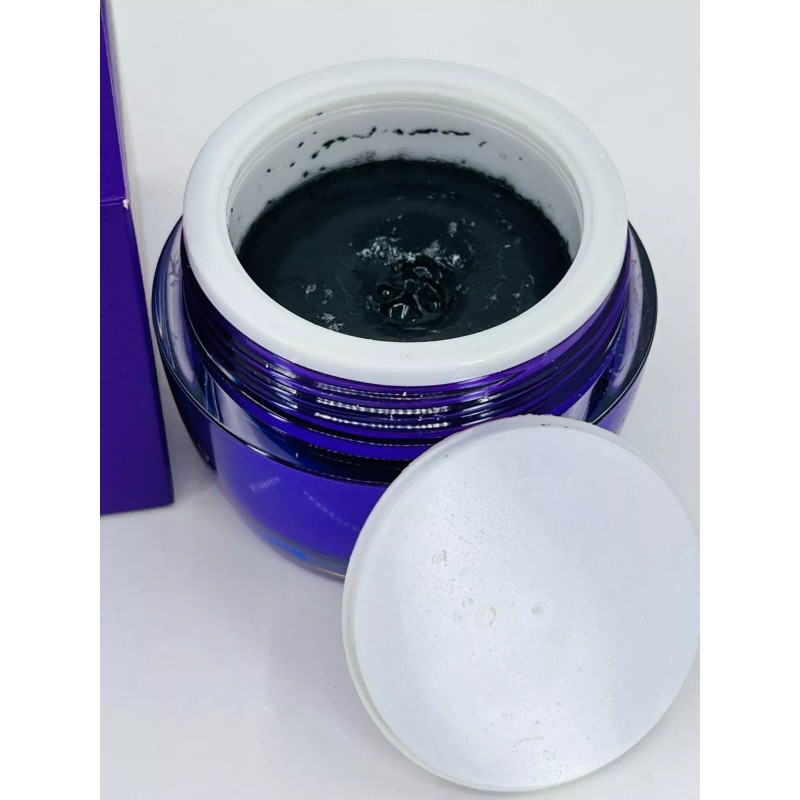 Younique Bamboo Charcoal Detoxifying Mask by Younique Royalty -(LOT OF