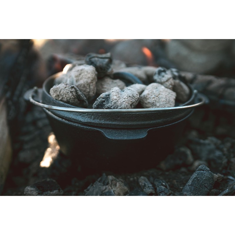 Stansport 4 QT Pre-Seasoned Cast Iron Dutch Oven with Legs