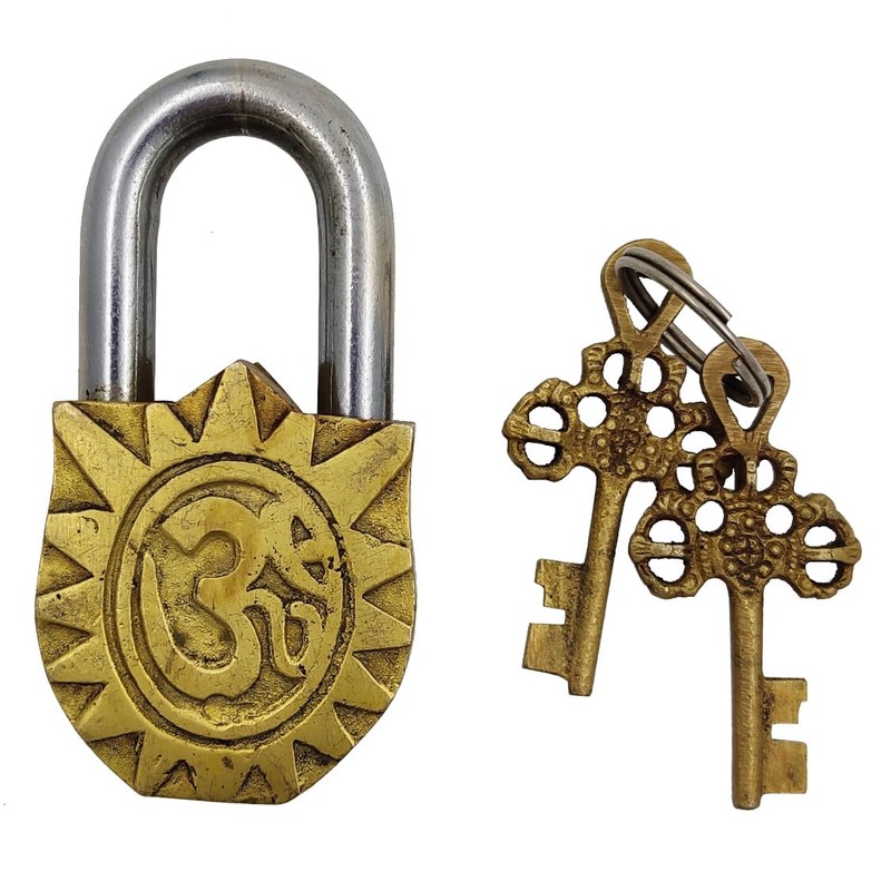 Purpledip Handmade Brass Antique Pad Lock with Mahadev Idol (10011)