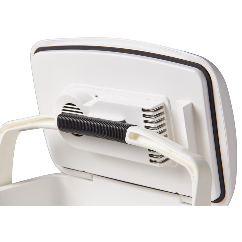 Igloo Thermoelectric Iceless 28-40 Qt Electric Plug-in 12V Coolers